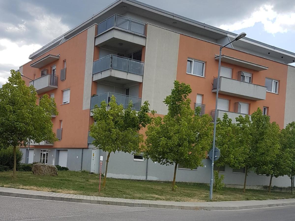 Apartman Zuzu Trenčín Εξωτερικό φωτογραφία